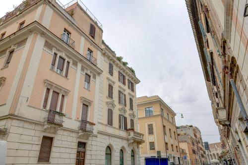 Charming Colosseum - image 13