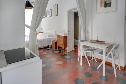 Charming Colosseum - image 2