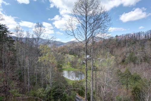 Lazy Cub Lodge in Pigeon Forge, USA