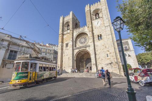 Emporium Lisbon Suites - main image