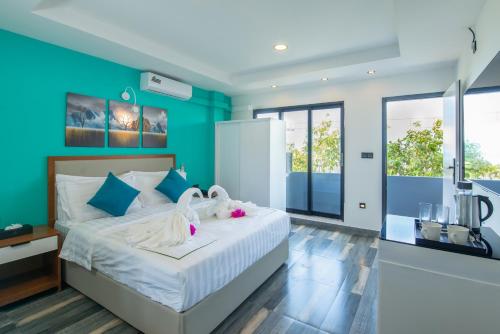 room detail thumbnail 0