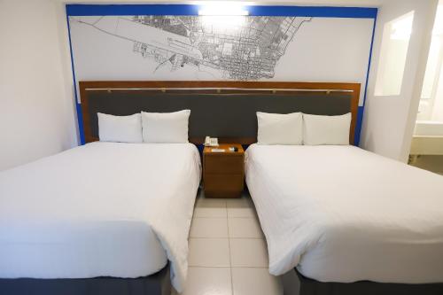2 double beds