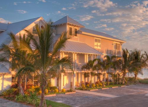 Beach Front 2 Bedroom B thumb 2