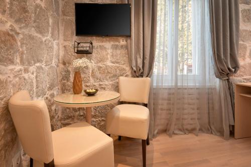 Lanterna Rooms - image 11