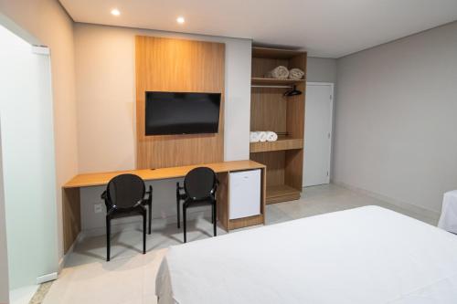 Classic Triple Room image 4
