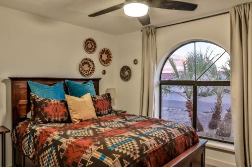 Pet Friendly - Amazing Yard - Heated Pool and Spa - Avenida Laredo - image 10