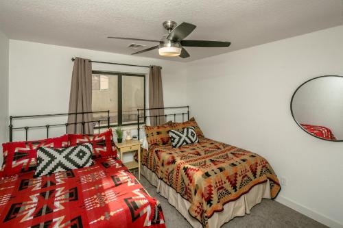 Pet Friendly - Amazing Yard - Heated Pool and Spa - Avenida Laredo - image 12