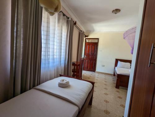 Kasenene Legacy Hotel