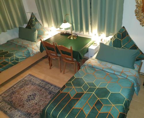 Zimmer Hohbuch mit Achalmblick 4
