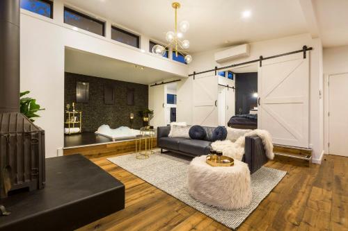 Hot tub, Kudos Villas in Daylesford and Macedon Ranges