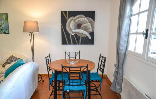 Awesome Apartment In Pignan With Heated Swimming Pool