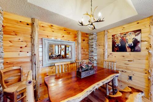 Cabin Retreat at Sugar Top in Sugar Mountain, USA