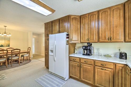 Laptop-Friendly Appalachian Mountain Retreat! in Norton (VA)
