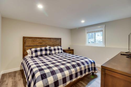 Stylish Tannersville Townhome with Private Deck in Tannersville, USA