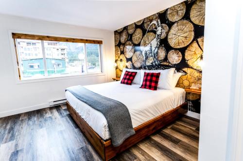 King Room with Mountain View