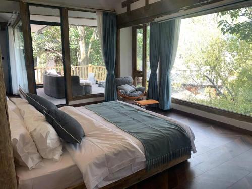 Lijiang Yunqi Holiday Guesthouse