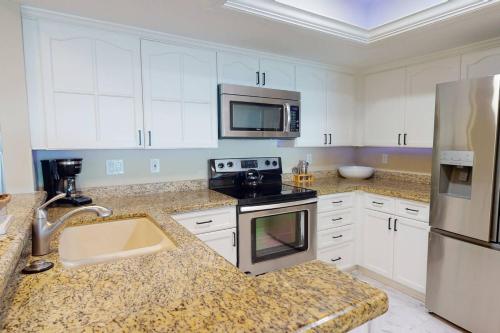 Admirals Townhouse - image 14
