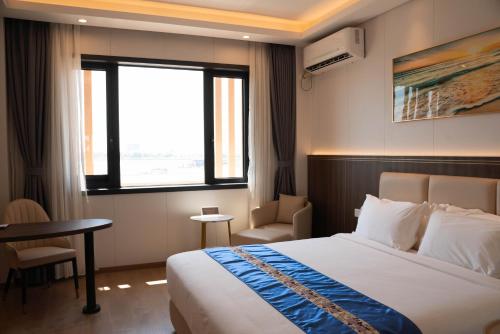 Escale International Hotel photo 4
