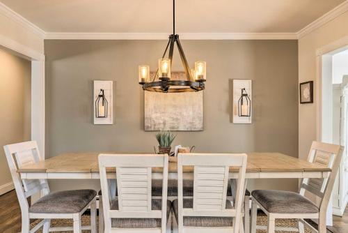 Mattituck Home with Fireplaces - Near Wineries in Cutchogue