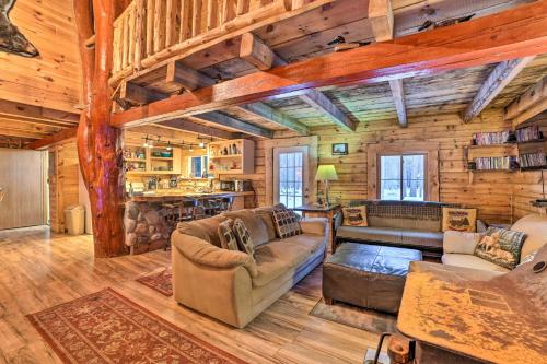 Secluded Vanderbilt Cabin, 9 Mi to Treetops! in Gaylord (MI)