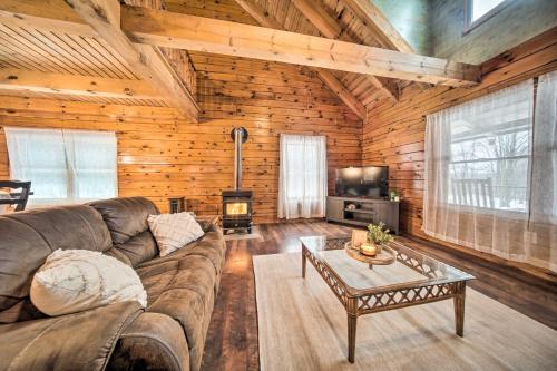 Cabin in Lake Chautauqua on 36 Acres with Hot Tub!