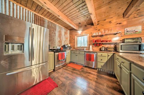 Panama Cabin on 36 Acres w/ Hot Tub & Trails! in Jamestown West (NY)
