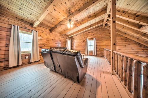 Cabin in Lake Chautauqua on 36 Acres with Hot Tub!