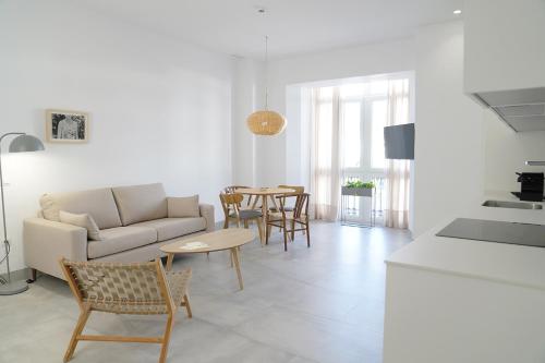 CASA DE LA VEGA SUITES - image 4
