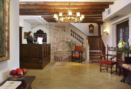 Hotel Palazzo Priuli - image 2
