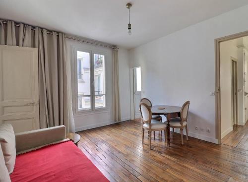 Sweet and cosy apartment near the Eiffel Tower, Roland Garros & PSG Stadium, Paříž