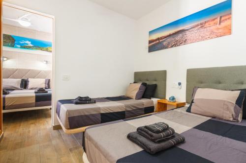 Family home with stunning sea views!