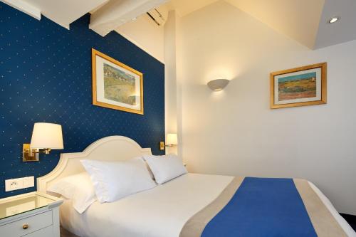 Austin's Arts et Metiers Hotel