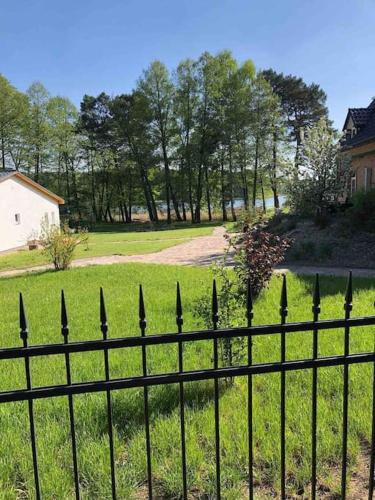 Penthouse Bernd im Waldschlösschen direkt am See