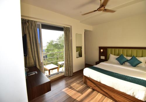 1 queen bed