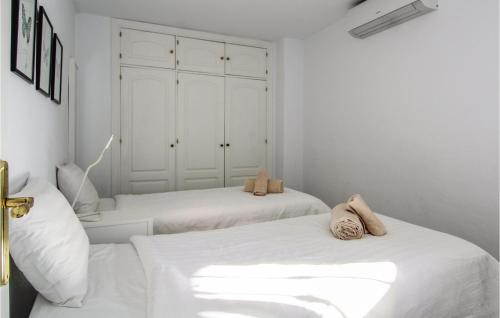 Three-Bedroom Apartment image 9