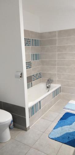 Bathroom, Chez Reinette in Capendu
