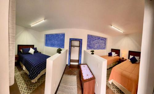Quadruple Room with Private Bathroom image 3