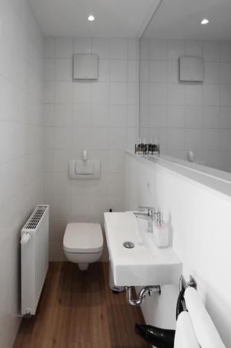 Apartment mit eigenem Bad - 1. Obergeschoss image 5