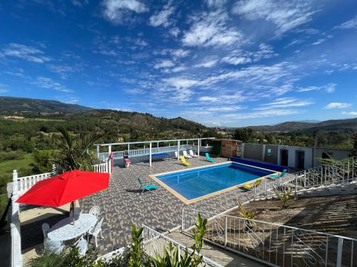 Úszómedence, Hotel Villa Isabella de Tinjacá Boyacá (Hotel Villa Isabella de Tinjaca Boyaca) in Tinjaca