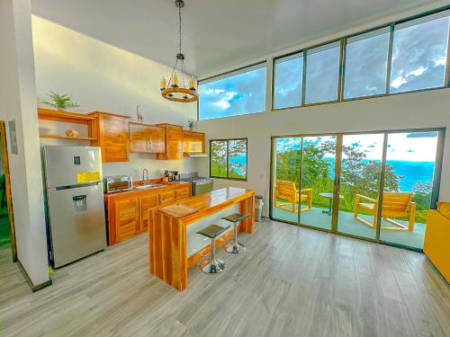 4bd Panoramic Ocean View CASA LORO