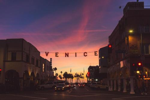 Elegant White Cottage, Venice Beach, California, Los Angeles (fotografie 2)