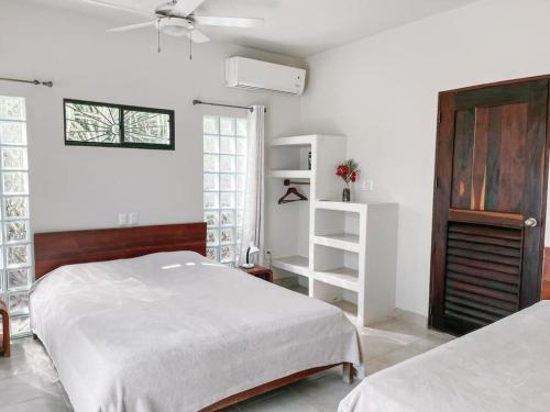 The Happy Coconut Resort in El Limon