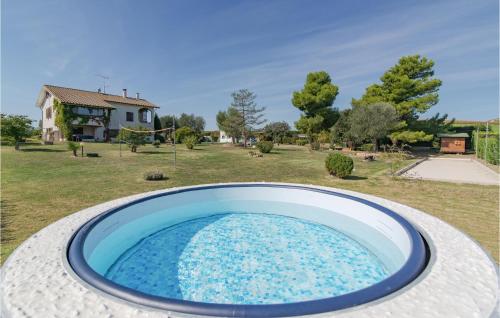 Swimming pool, La Dolce Vita in San Costanzo