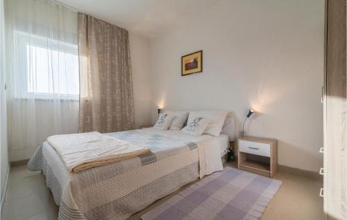 2 Bedroom Amazing Home In Krkovic