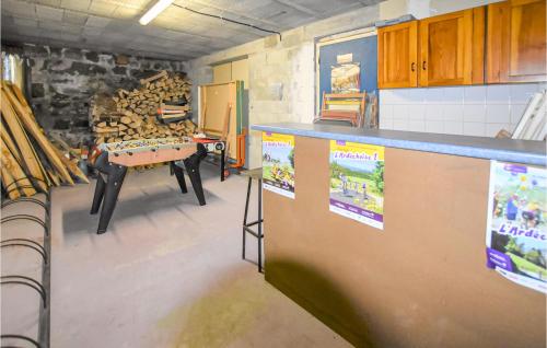 Attractions, 3 Bedroom Gorgeous Home In Intres in Saint-Julien-Boutières