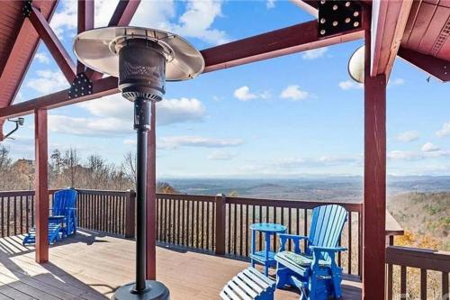 Luxury Mountain Cabin Retreat w/ Stunning Views thumb 4