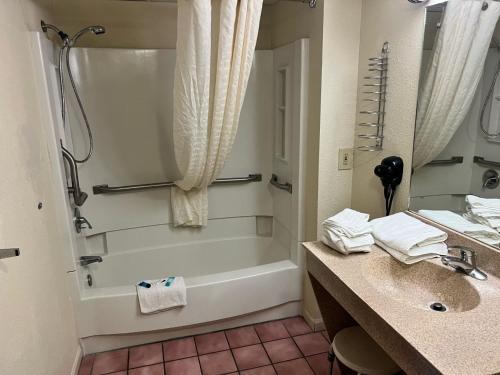 Evergreen Smoky Mountain Lodge & Convention Center - image 11