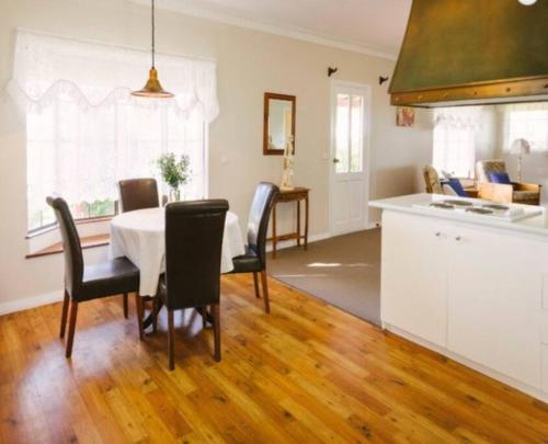 Facilities, Daisy Cottage located on Buckland Estate in Northam