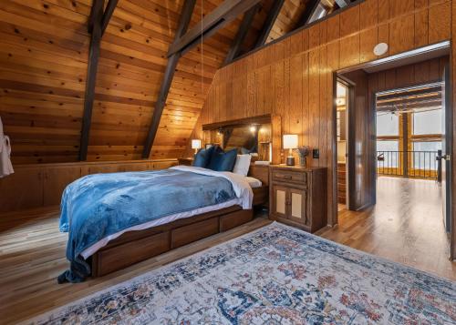 Hygge Haus Sequoia - Large Private Cabin w Views in Porterville