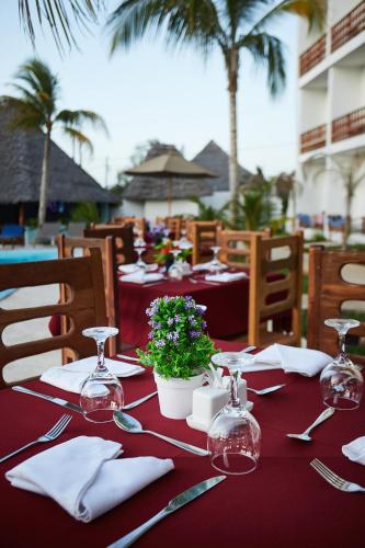 餐厅, 桑给巴尔南威马利卡酒店 (MALIKA HOTEL NUNGWI ZANZIBAR) in 桑给巴尔